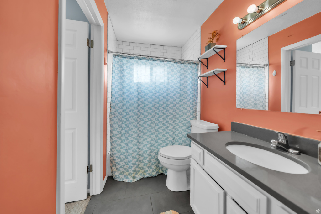 1052 N 1000 E Layton, UT 84040