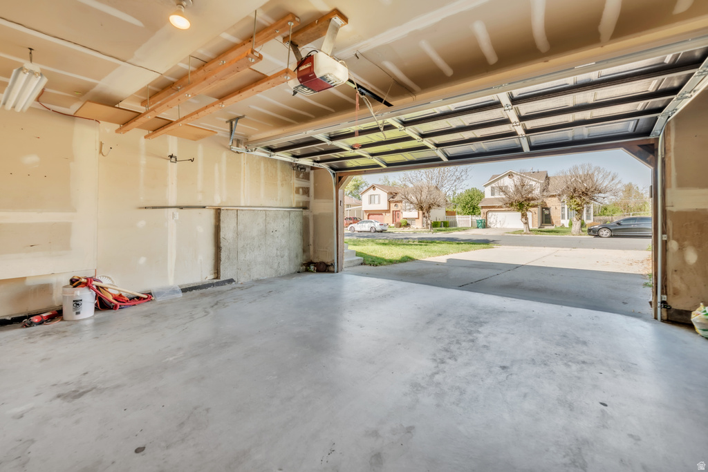 1052 N 1000 E Layton, UT 84040