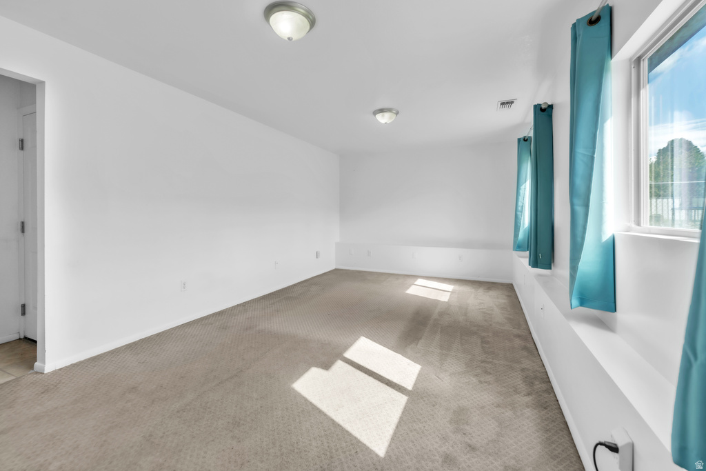 1052 N 1000 E Layton, UT 84040