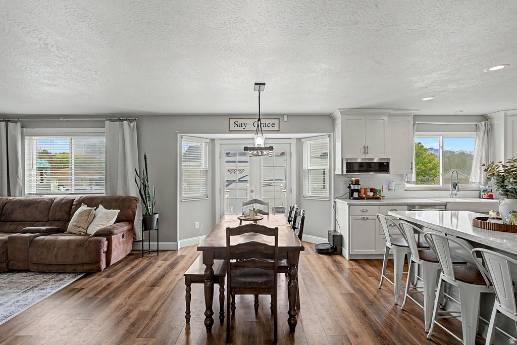 8233 S CREEKWOOD CIR West Jordan, UT 84088