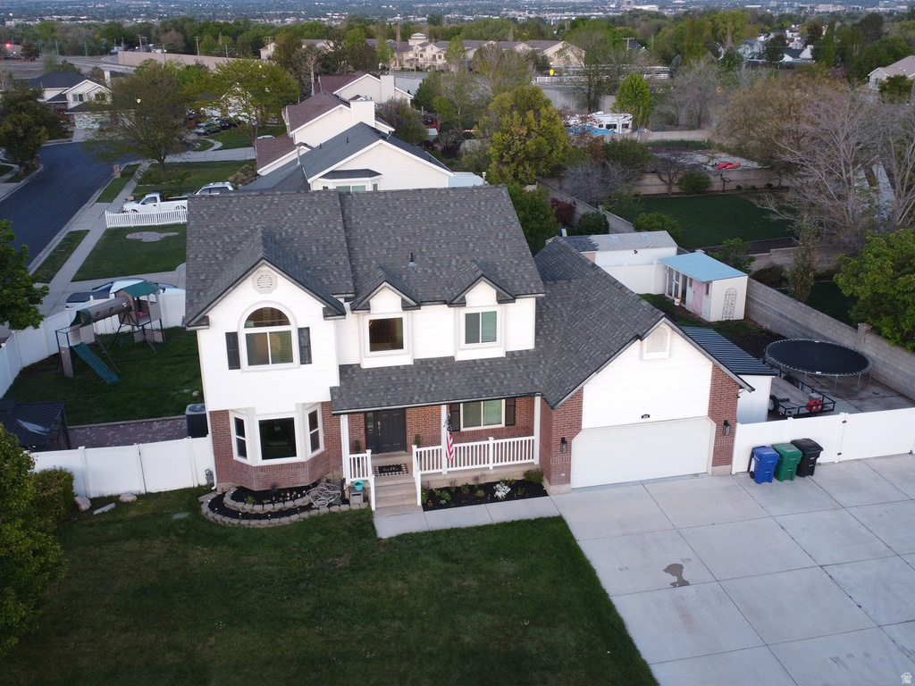 8233 S CREEKWOOD CIR West Jordan, UT 84088
