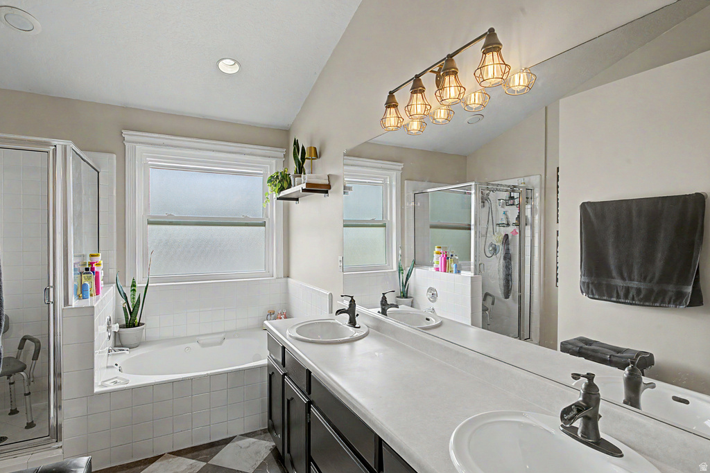 8233 S CREEKWOOD CIR West Jordan, UT 84088