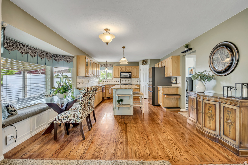 1936 W GUARD CT West Jordan, UT 84088