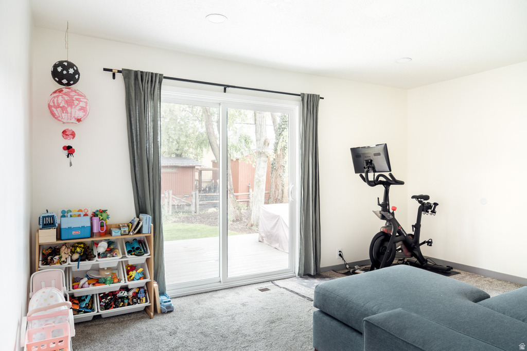 2244 E E LAMBOURNE AVE Salt Lake City, UT 84109
