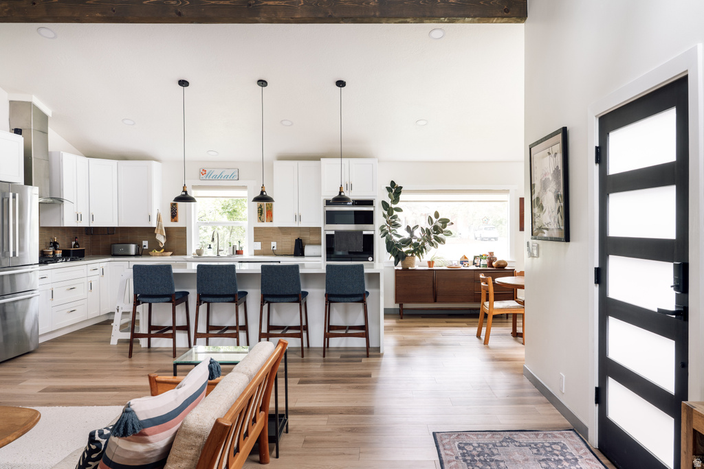 2244 E E LAMBOURNE AVE Salt Lake City, UT 84109