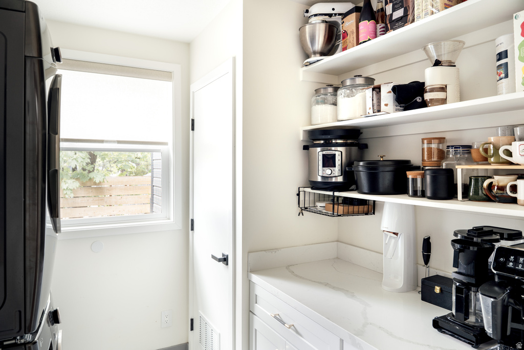 2244 E E LAMBOURNE AVE Salt Lake City, UT 84109