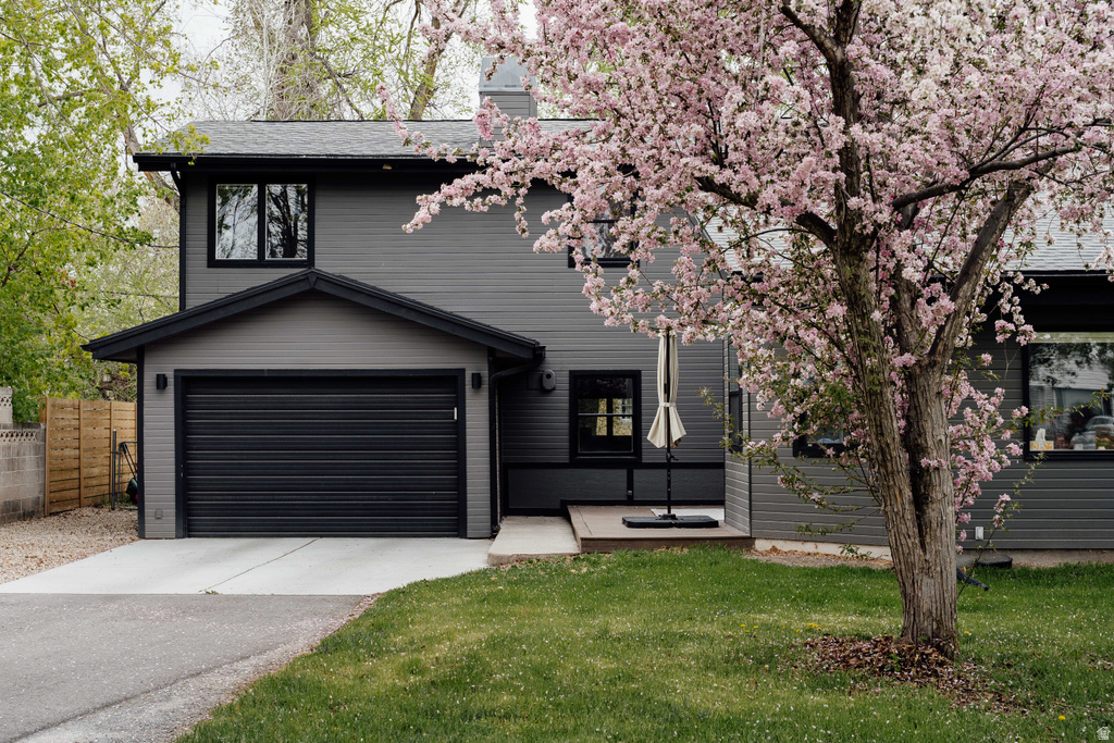 2244 E E LAMBOURNE AVE Salt Lake City, UT 84109