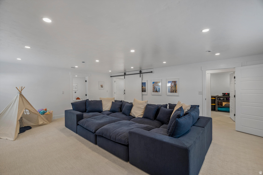 542 E PETERSEN PKWY South Weber, UT 84405