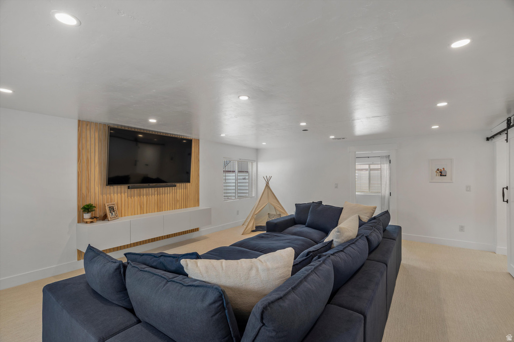 542 E PETERSEN PKWY South Weber, UT 84405