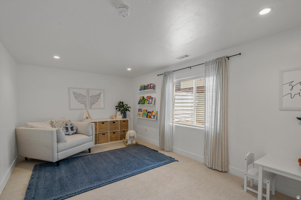 542 E PETERSEN PKWY South Weber, UT 84405
