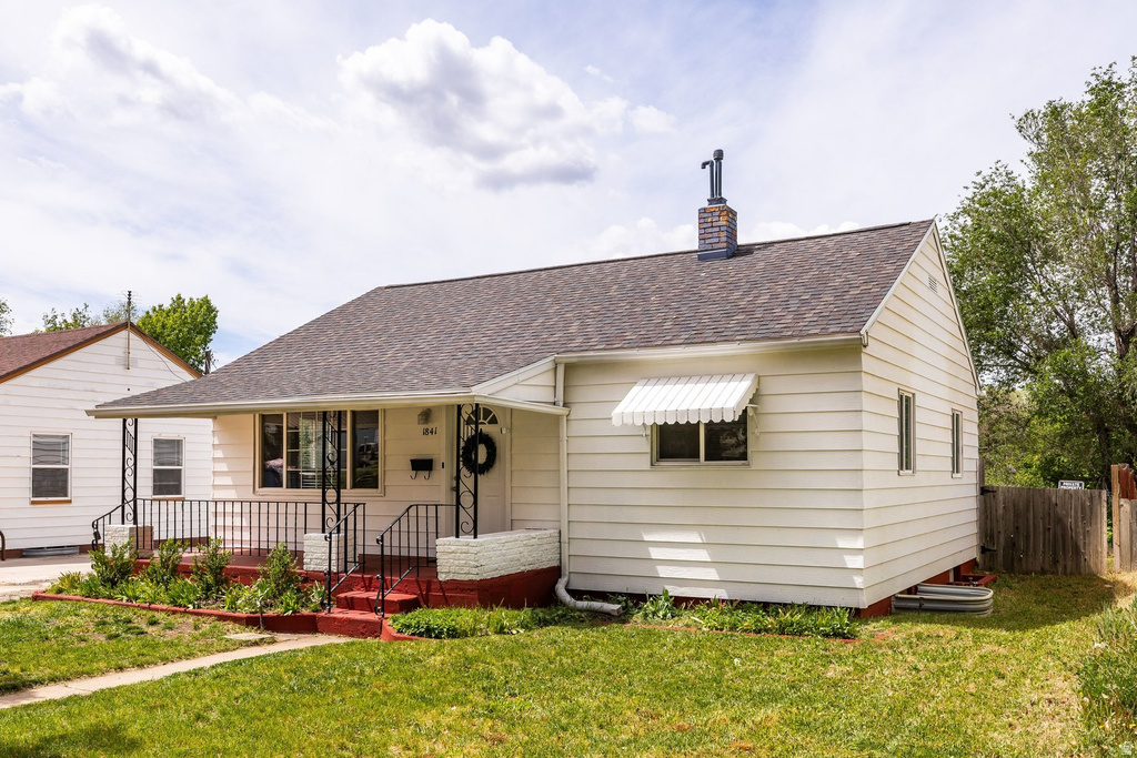 1841 S VAN BUREN AVE Ogden, UT 84401