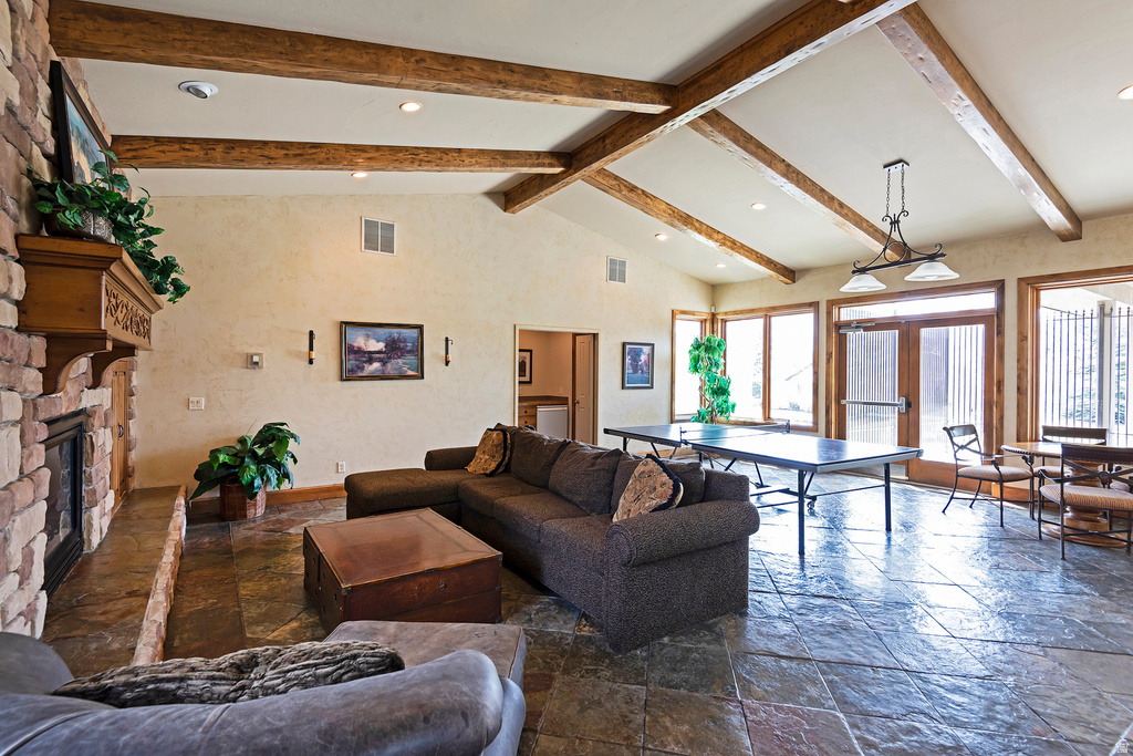 33 W VILLAGE CIR Midway, UT 84049