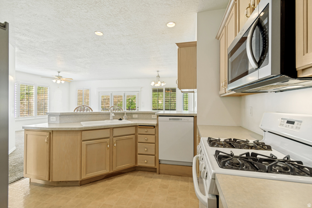12458 S TITHING POINT DR Riverton, UT 84065