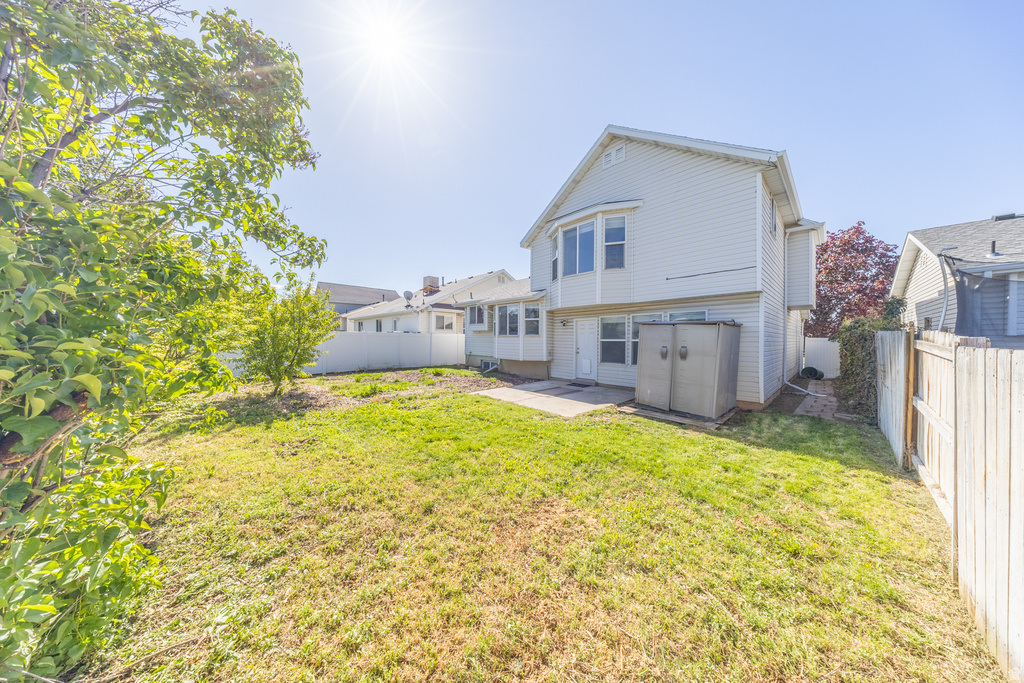 327 W 75 S Clearfield, UT 84015