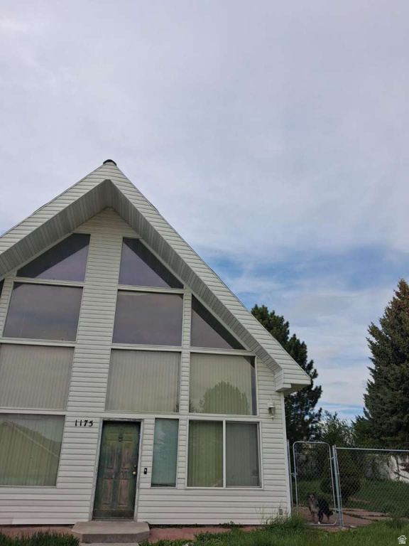 1175 E 900 S Preston, ID 83263