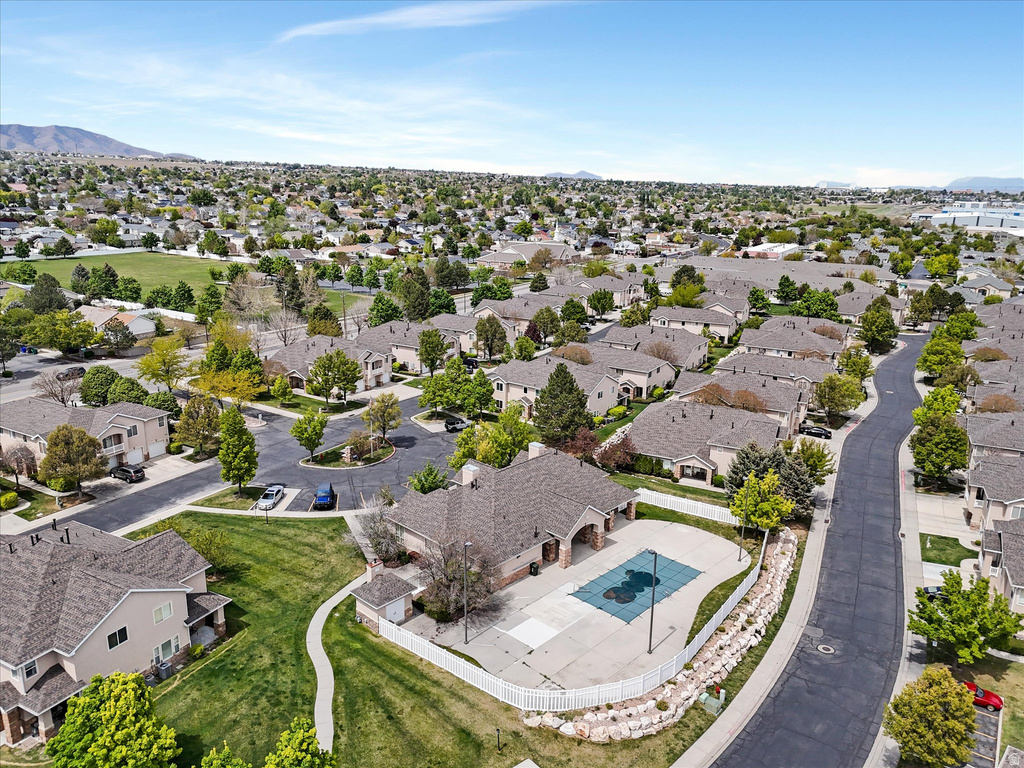 7359 S GERALEE LN West Jordan, UT 84084