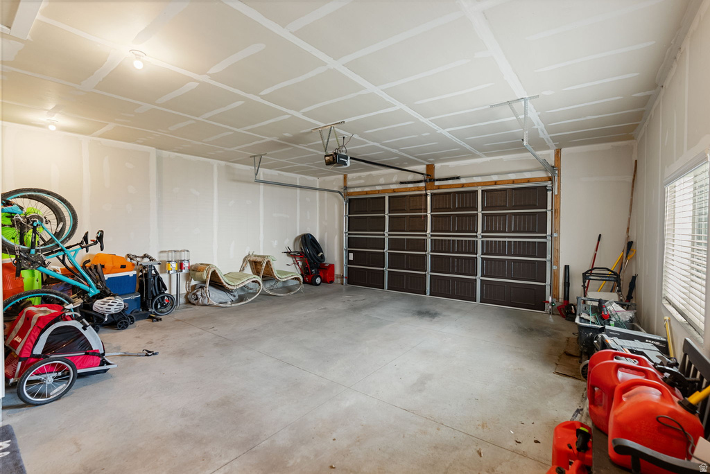 1534 E 600 S Hyrum, UT 84319