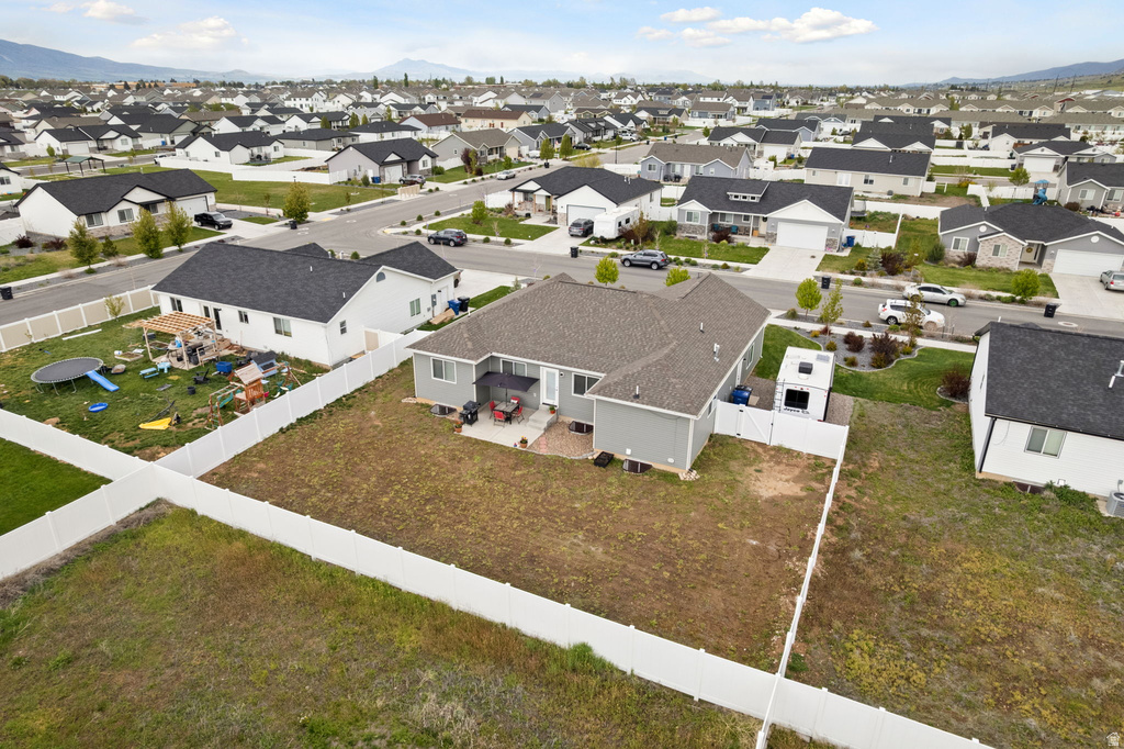 1534 E 600 S Hyrum, UT 84319