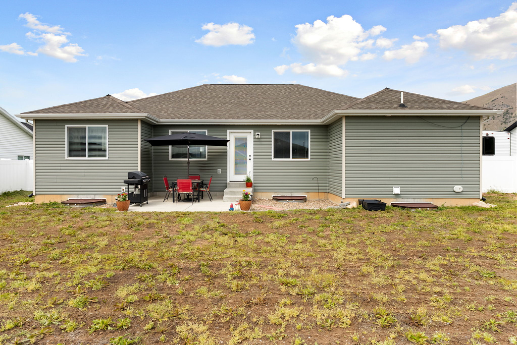 1534 E 600 S Hyrum, UT 84319