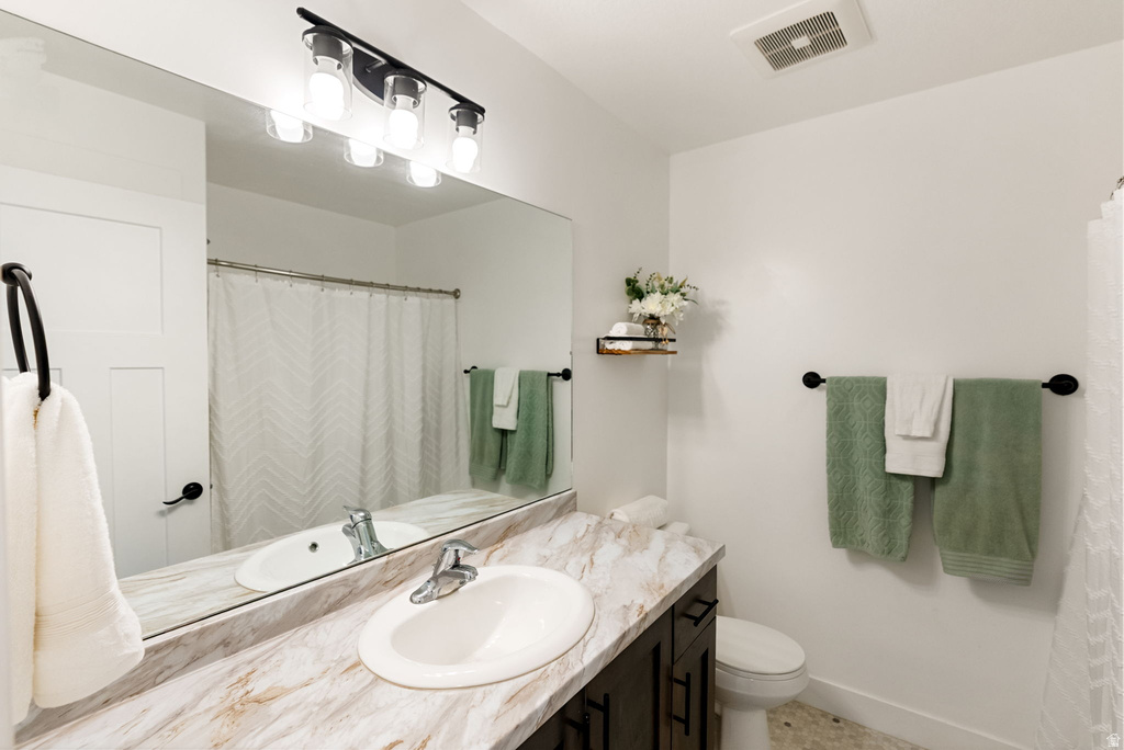 1534 E 600 S Hyrum, UT 84319