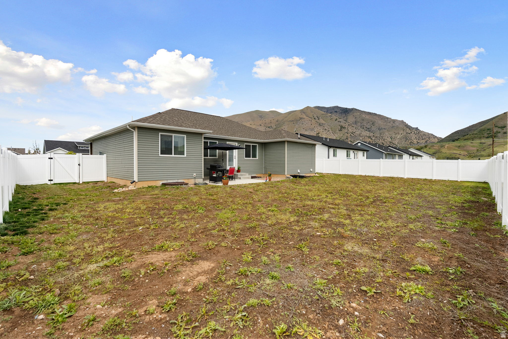 1534 E 600 S Hyrum, UT 84319