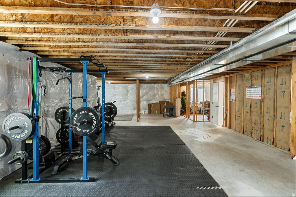 1534 E 600 S Hyrum, UT 84319