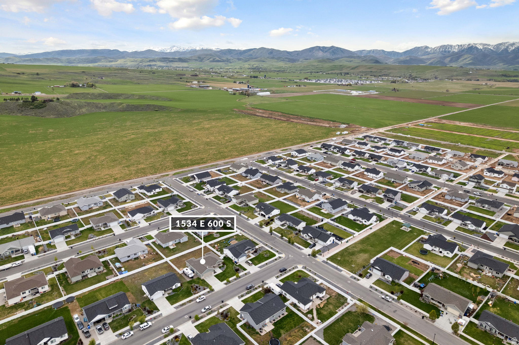 1534 E 600 S Hyrum, UT 84319