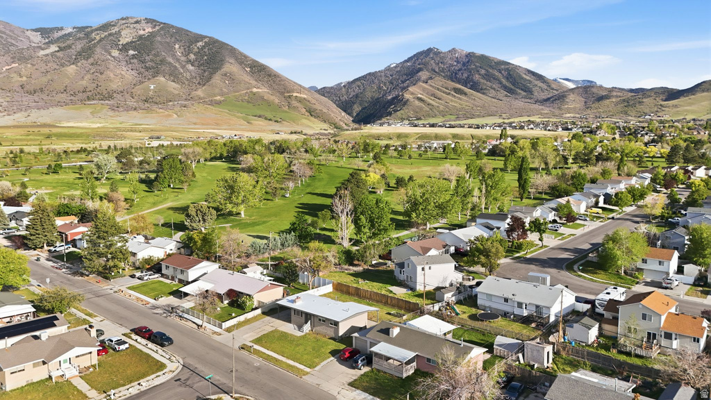 698 E OQUIRRH AVE Tooele, UT 84074