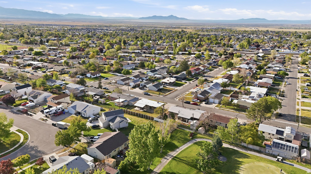 698 E OQUIRRH AVE Tooele, UT 84074