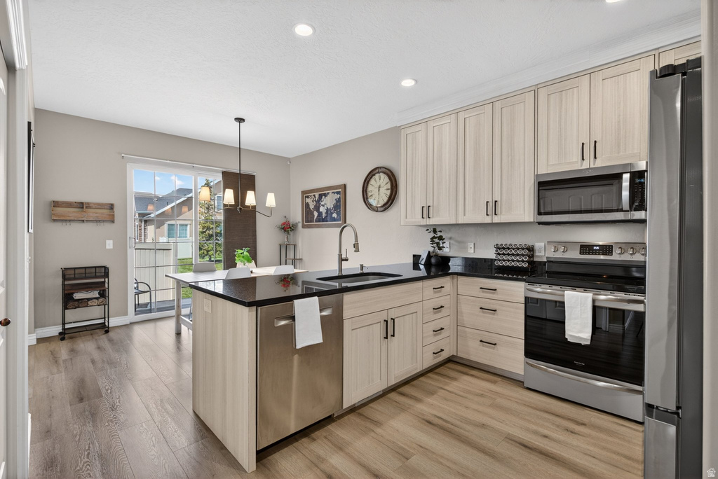168 S 930 E American Fork, UT 84003
