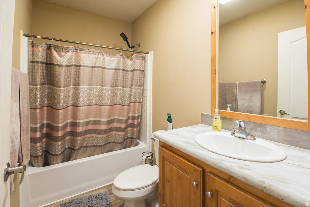 11465 E 6000 N Lapoint, UT 84039