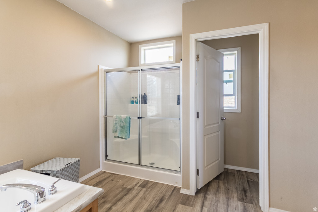11465 E 6000 N Lapoint, UT 84039