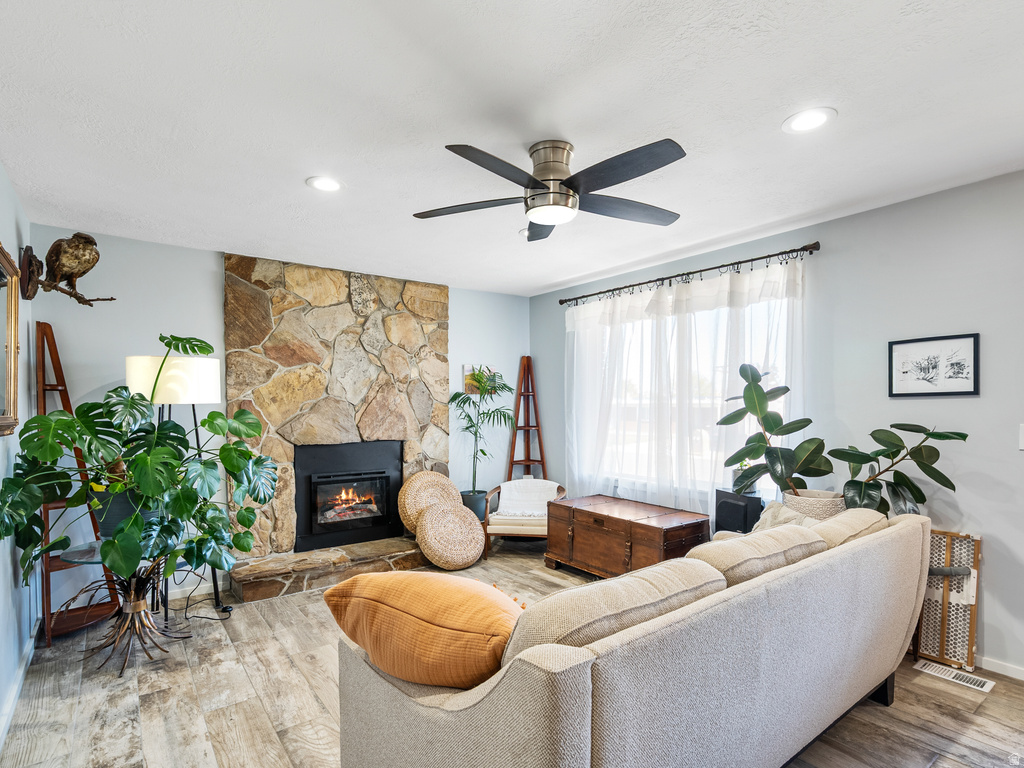 4107 W KESTREL DR West Valley City, UT 84120