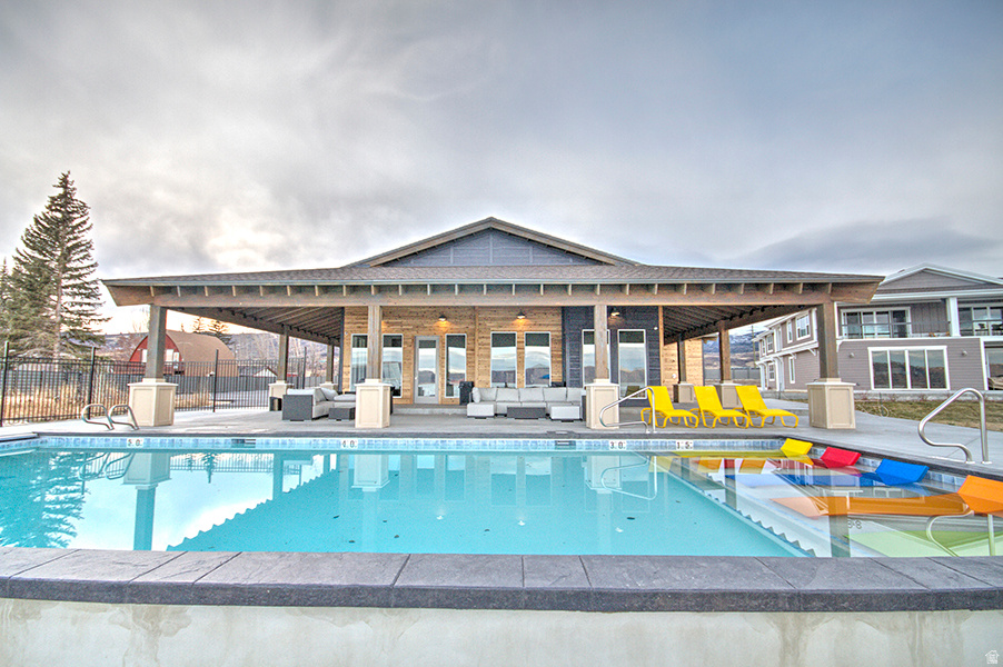 601 S AMBER LN Garden City, UT 84028