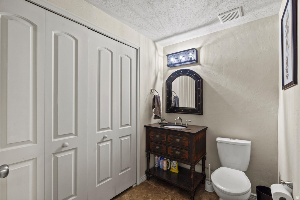 1814 W 5050 S Roy, UT 84067