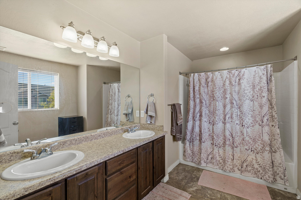 1814 W 5050 S Roy, UT 84067