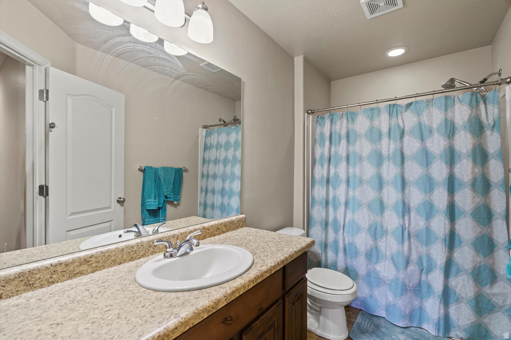 1814 W 5050 S Roy, UT 84067