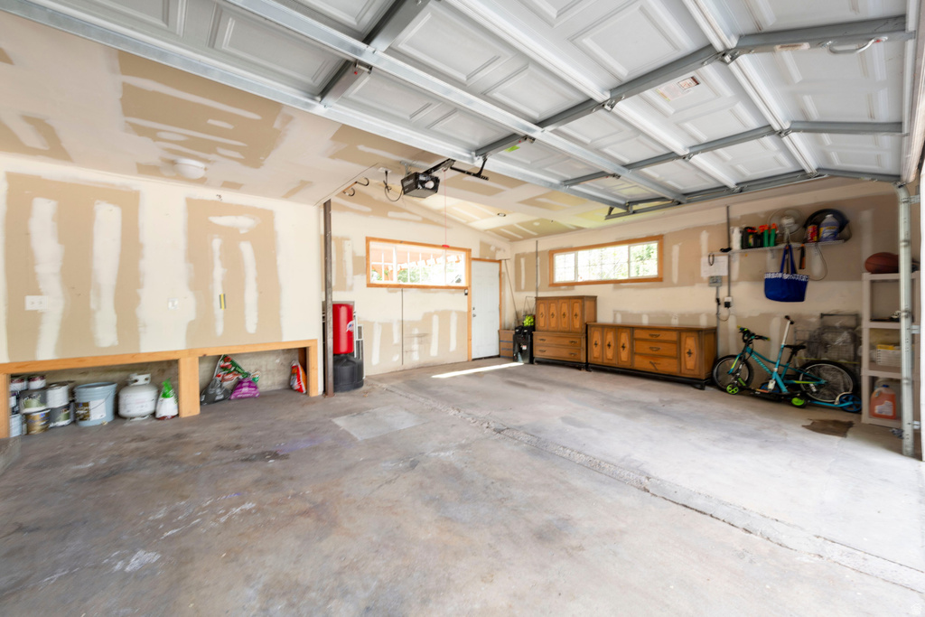 2011 E SHERIDAN RD Salt Lake City, UT 84108
