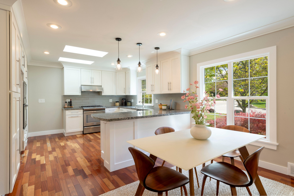 2011 E SHERIDAN RD Salt Lake City, UT 84108