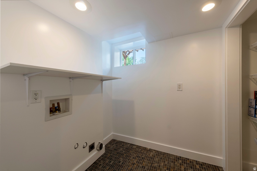 2011 E SHERIDAN RD Salt Lake City, UT 84108
