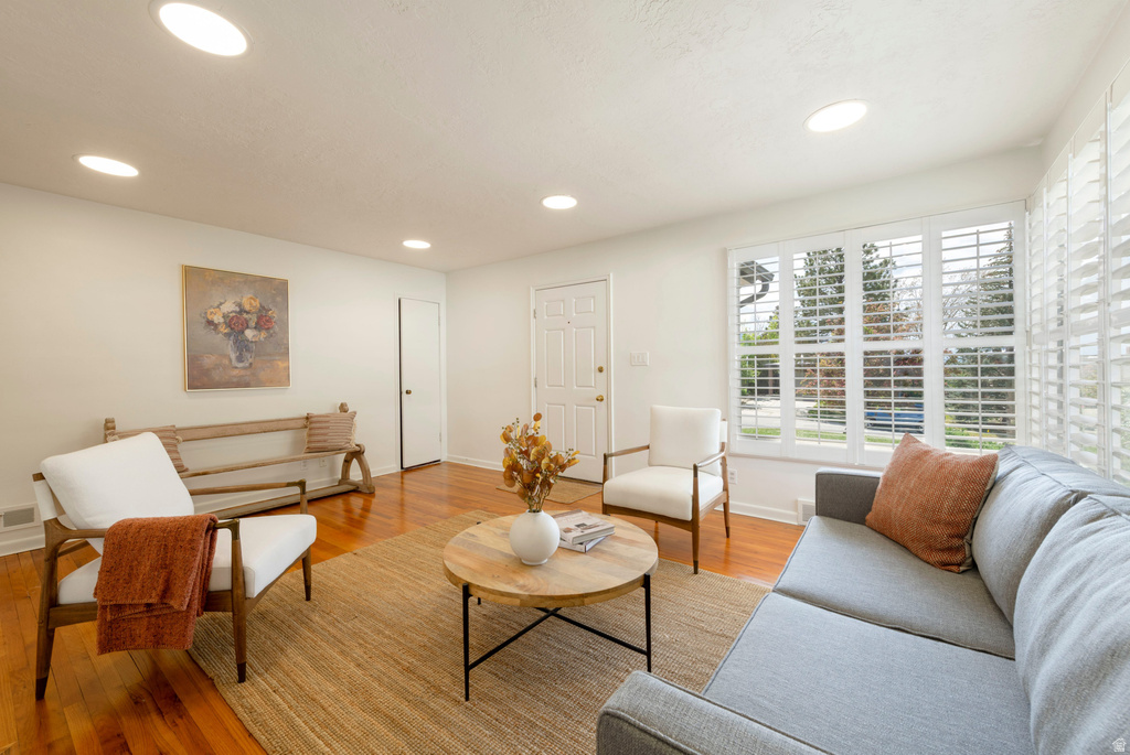 2467 E EMERSON AVE Salt Lake City, UT 84108