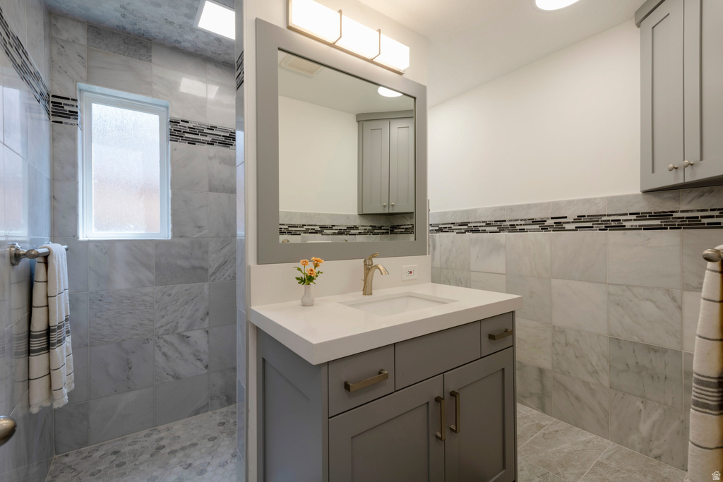 2467 E EMERSON AVE Salt Lake City, UT 84108