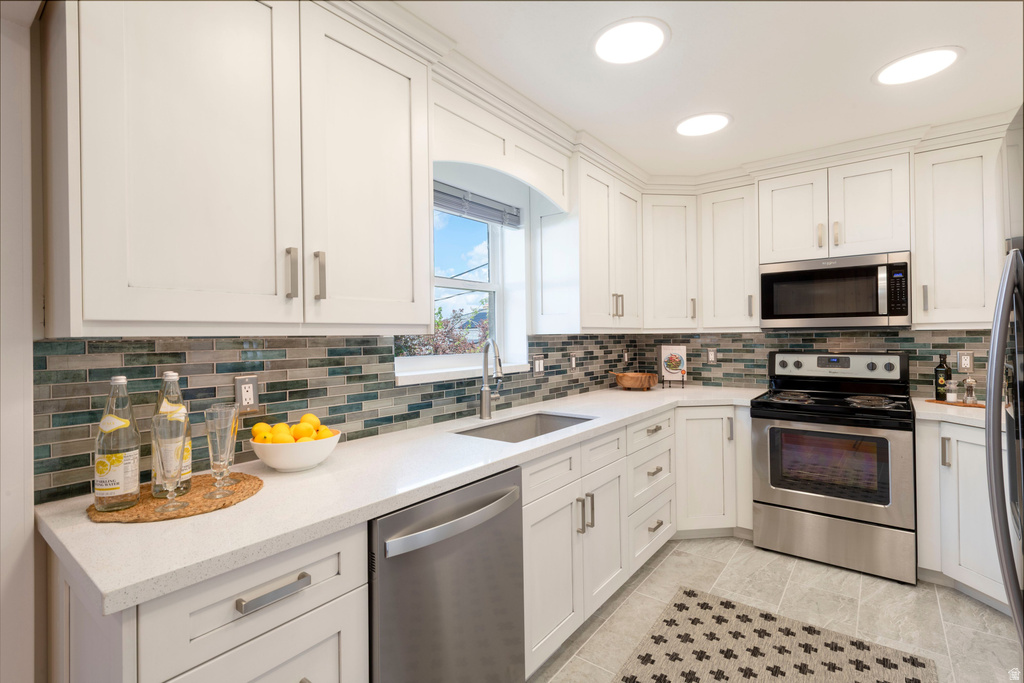 2467 E EMERSON AVE Salt Lake City, UT 84108