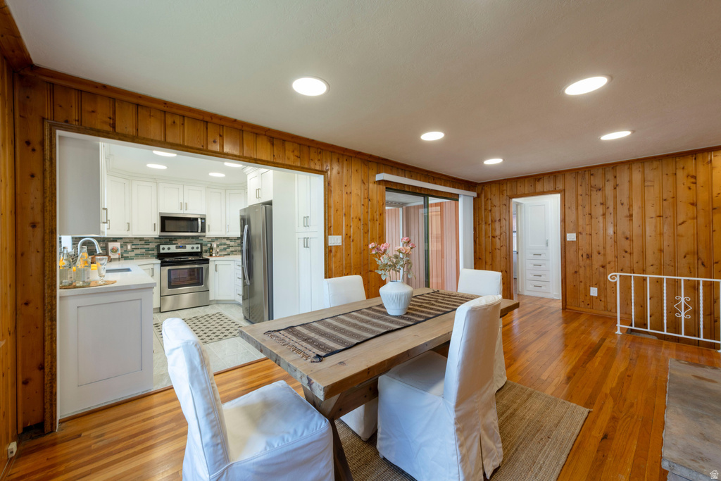 2467 E EMERSON AVE Salt Lake City, UT 84108