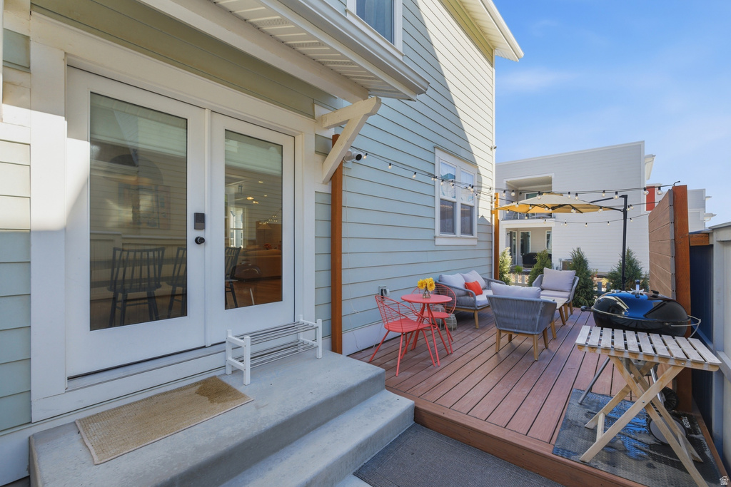 11151 S CHEVIOT HILLS LN South Jordan, UT 84009
