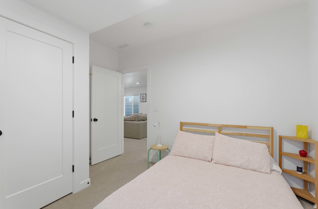 11151 S CHEVIOT HILLS LN South Jordan, UT 84009