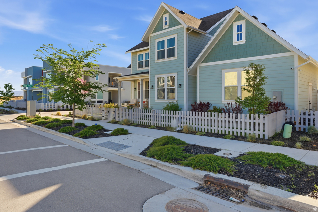 11151 S CHEVIOT HILLS LN South Jordan, UT 84009