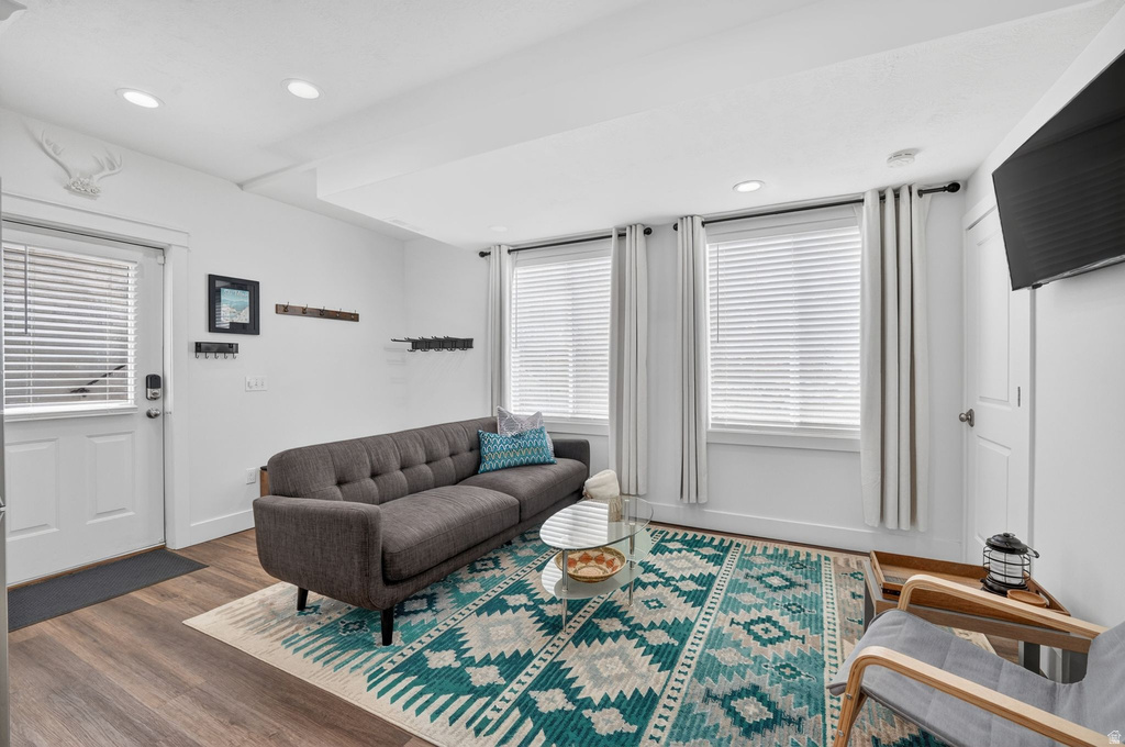 6800 S GREENDALE RD Cottonwood Heights, UT 84121
