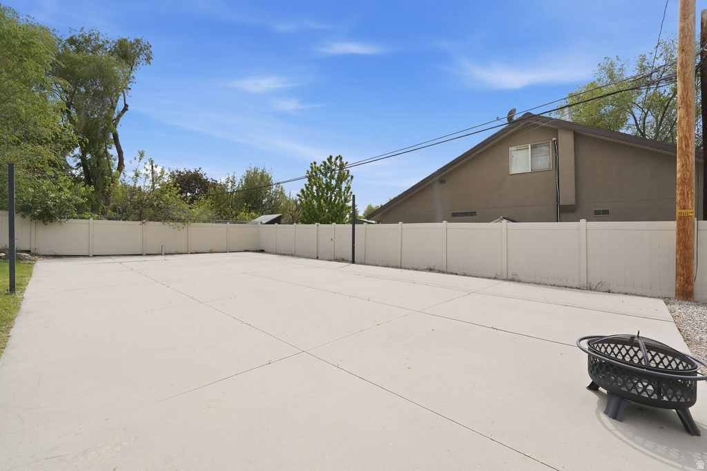 6800 S GREENDALE RD Cottonwood Heights, UT 84121