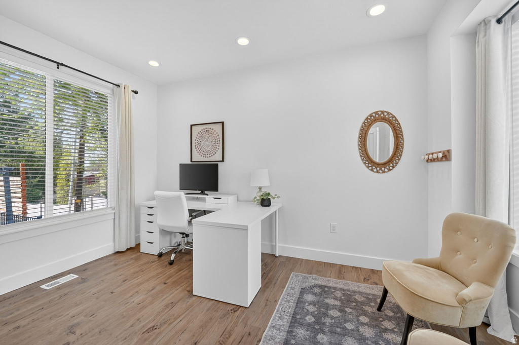 6800 S GREENDALE RD Cottonwood Heights, UT 84121